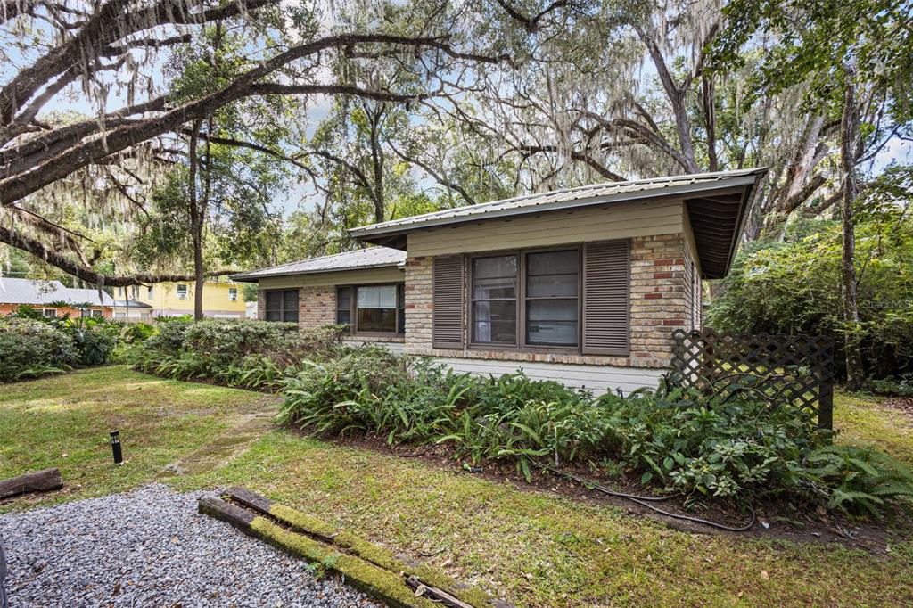2703 NW 2ND AVENUE, GAINESVILLE, FL — photo 4 of 30