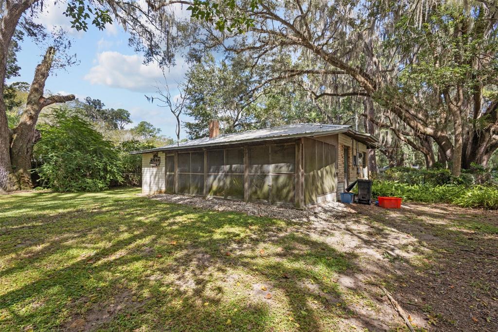 2703 NW 2ND AVENUE, GAINESVILLE, FL — photo 5 of 30