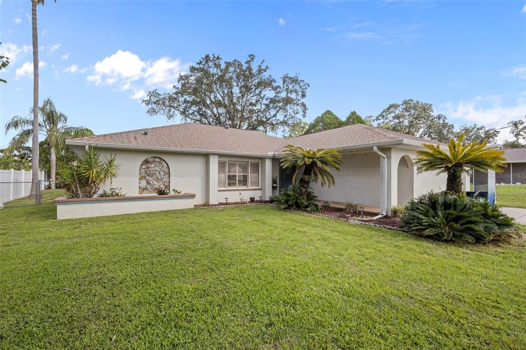 11401 CALLAGHAN AVENUE, SPRING HILL, FL — photo 2 of 30