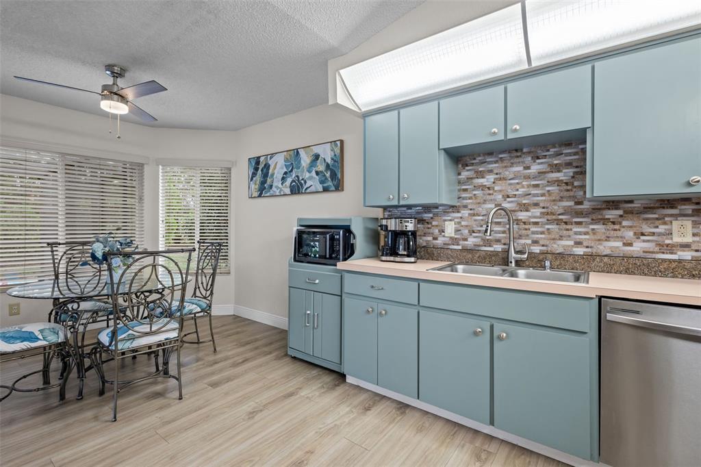 11401 CALLAGHAN AVENUE, SPRING HILL, FL — photo 5 of 30