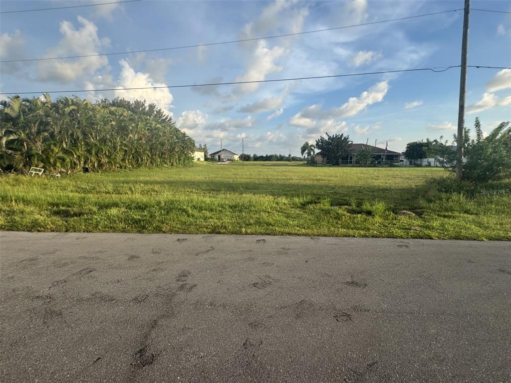 2724 NW 11TH STREET
