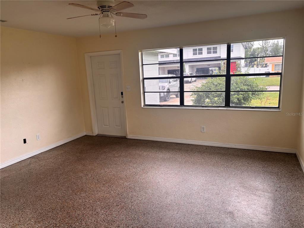 139 38TH AVENUE SE, ST PETERSBURG, FL — photo 2 of 15