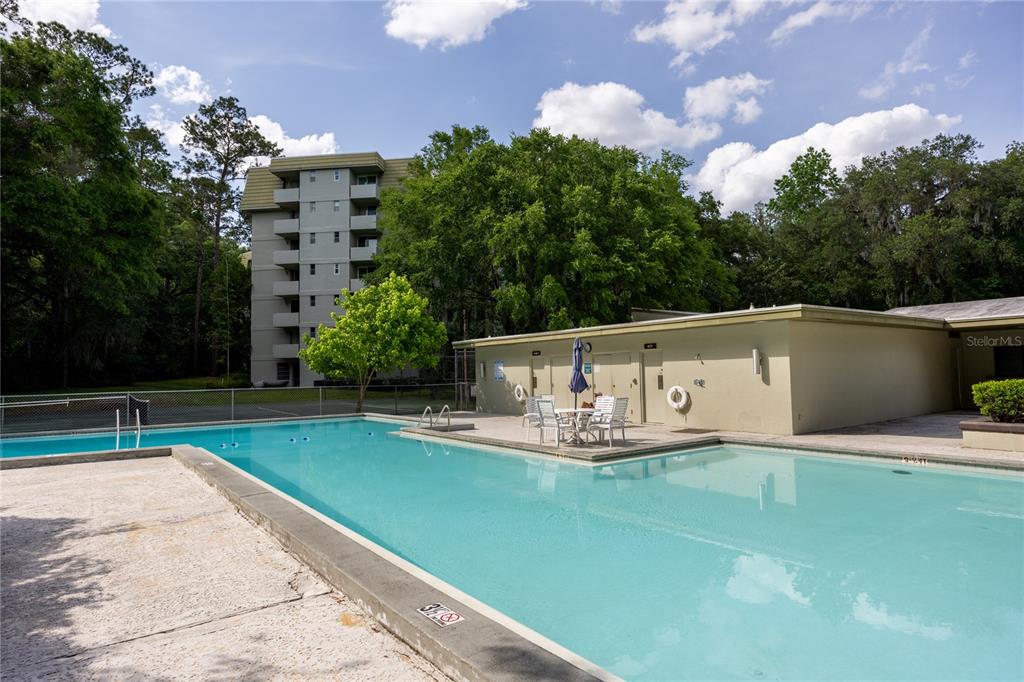 1717 NW 23RD AVENUE UNIT 2E, GAINESVILLE, FL — photo 2 of 30