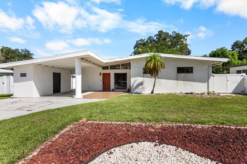 2921 WOOD STREET, SARASOTA, FL — photo 2 of 30