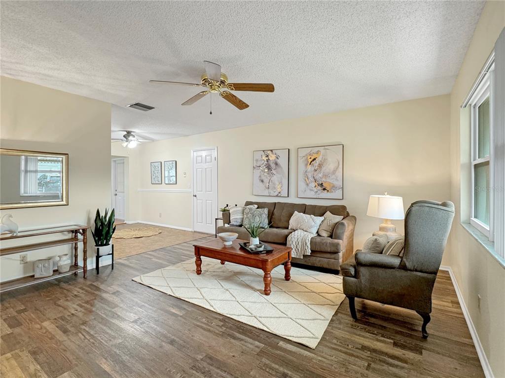 9737 36TH WAY N, PINELLAS PARK, FL — photo 5 of 23