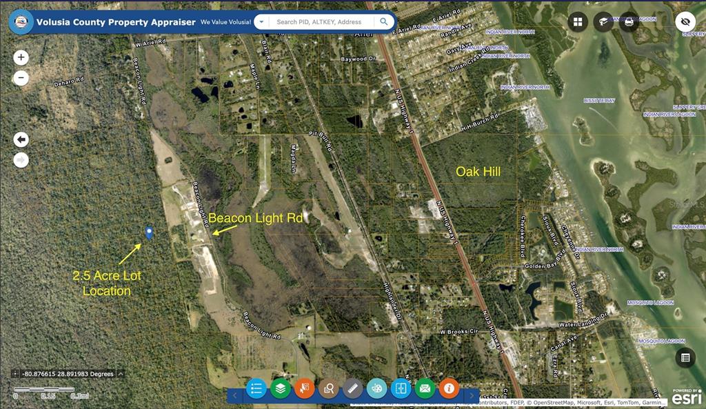 This is a satellite map showing a 2.5-acre lot location near Beacon Light Road — UNIMPROVED, OAK HILL, FL