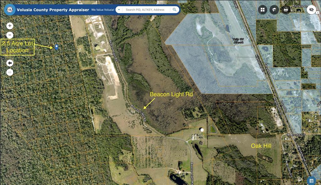 This is a map showing a 2.5-acre lot location near Beacon Light Road in Volusia County — UNIMPROVED, OAK HILL, FL
