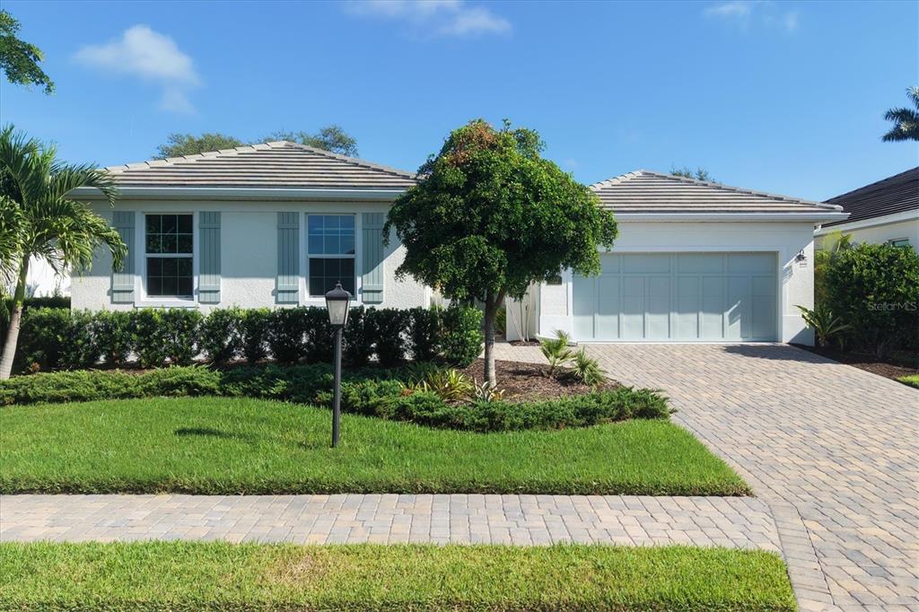 7717 SANDHILL LAKE DRIVE, SARASOTA, FL — photo 2 of 30