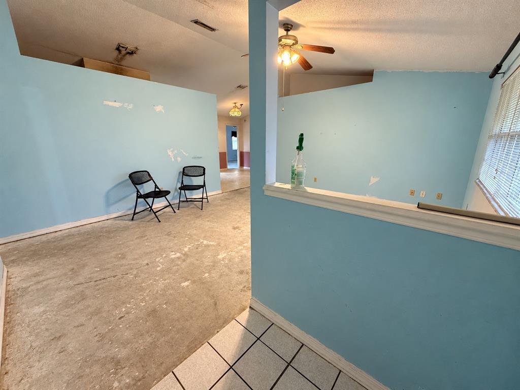 444 W CENTRAL AVENUE, ORANGE CITY, FL — photo 2 of 19