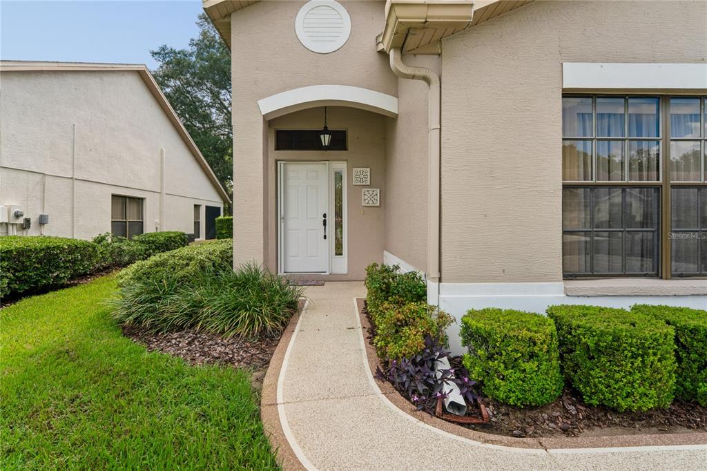 430 CANDLESTONE COURT, SPRING HILL, FL — photo 2 of 85