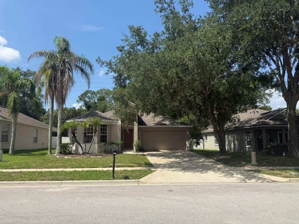 1102 MAGNOLIA BLOSSOM COURT