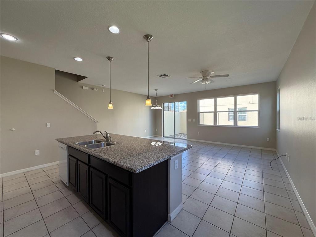 3161 TOCOA CIRCLE, KISSIMMEE, FL — photo 4 of 30