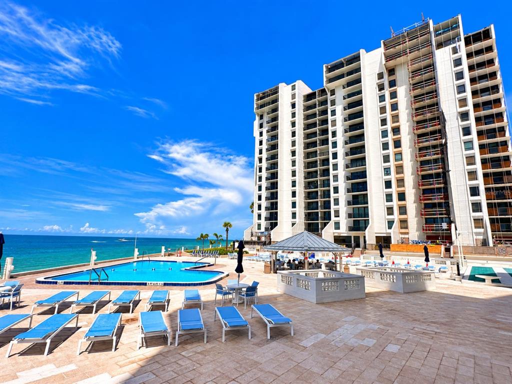 440 S GULFVIEW BOULEVARD UNIT 1501, CLEARWATER BEACH, FL — photo 3 of 30