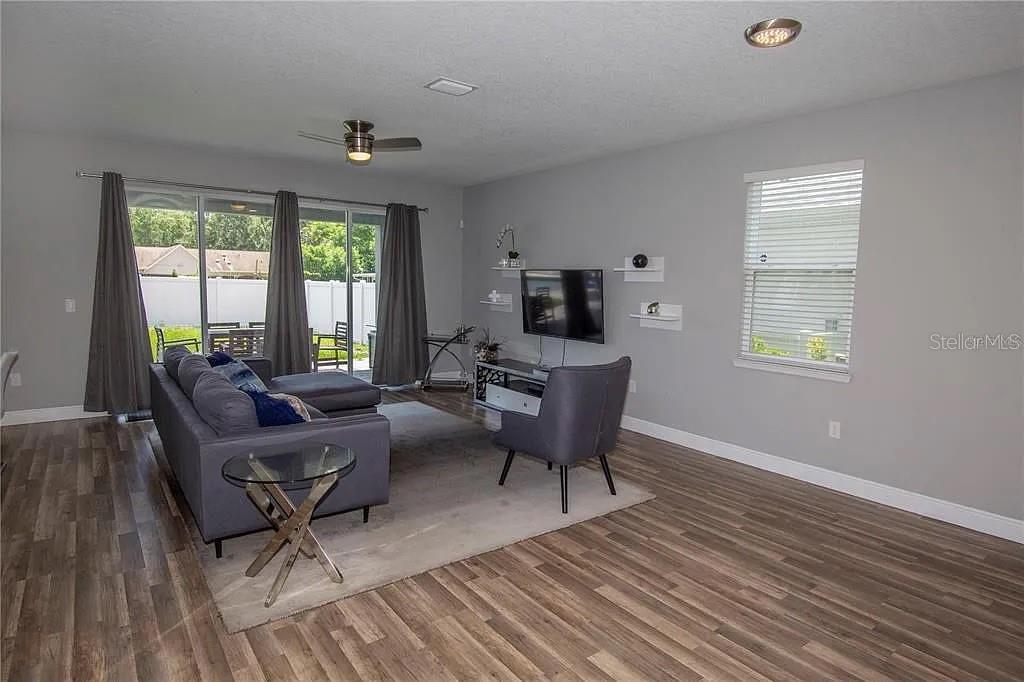 3855 S FERN CREEK AVENUE, ORLANDO, FL — photo 4 of 22