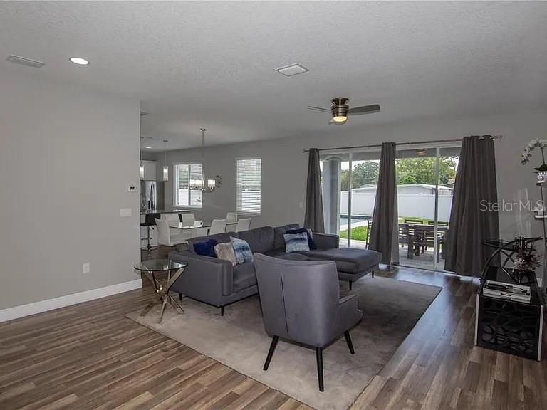3855 S FERN CREEK AVENUE, ORLANDO, FL — photo 5 of 22