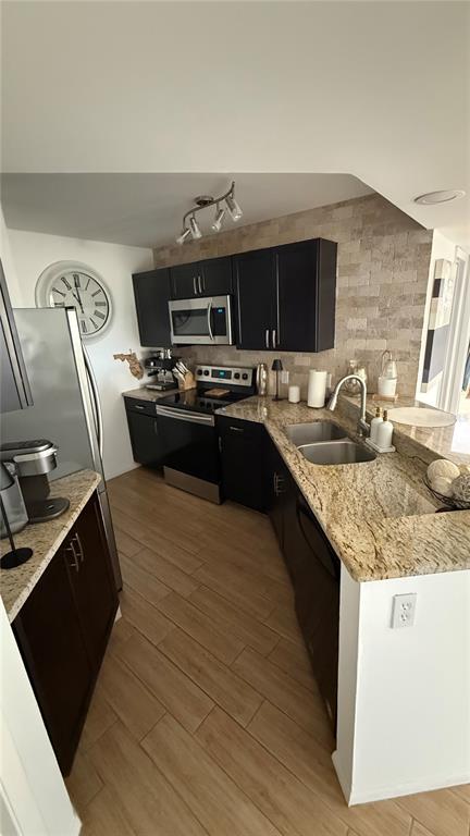 115 112TH AVENUE NE UNIT 709, ST PETERSBURG, FL — photo 4 of 8