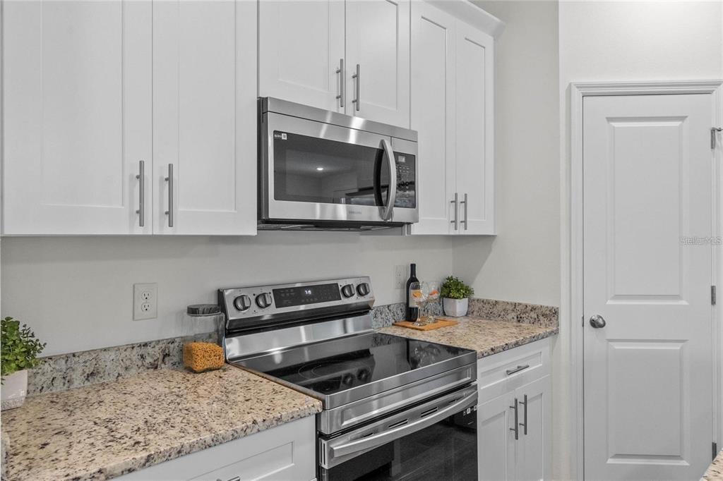409 CINNAMON DRIVE, POINCIANA, FL — photo 3 of 14