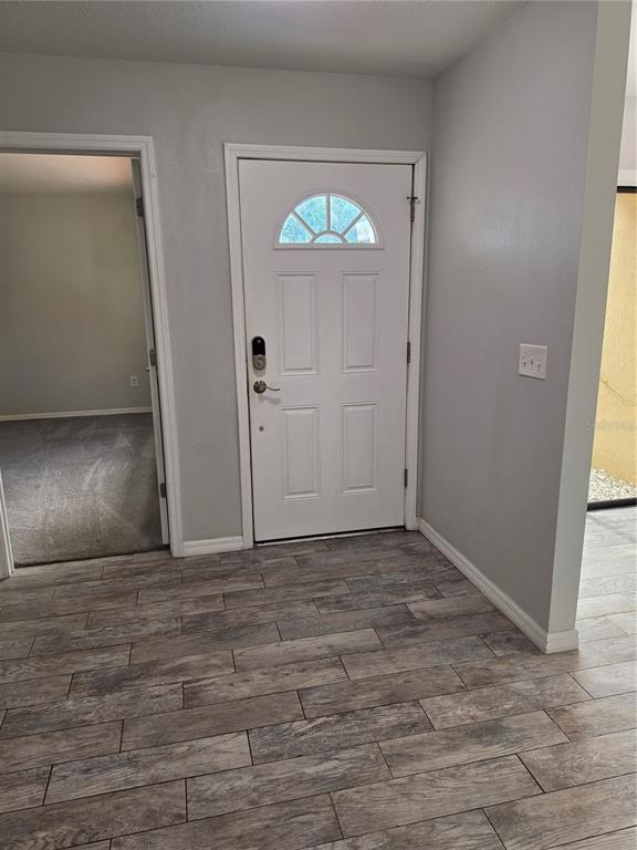 700 W CRANES CIRCLE, ALTAMONTE SPRINGS, FL — photo 2 of 17