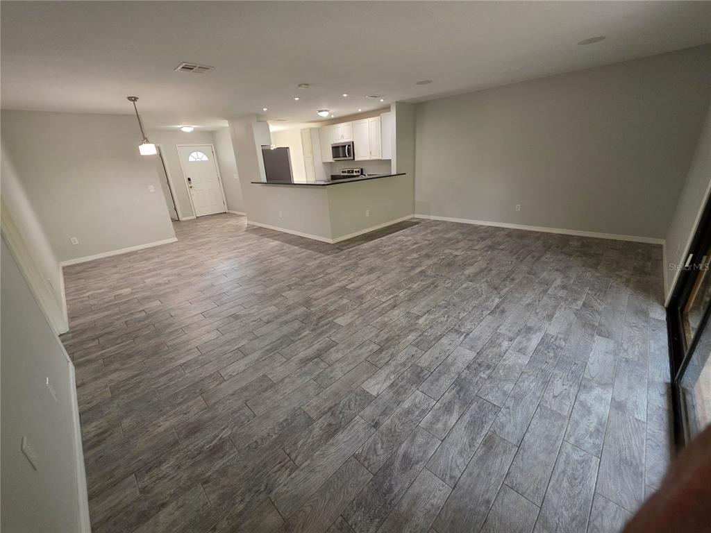 700 W CRANES CIRCLE, ALTAMONTE SPRINGS, FL — photo 3 of 17