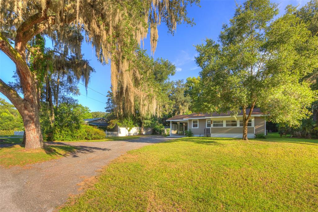 355 W WISCONSIN AVENUE, ORANGE CITY, FL — photo 2 of 30