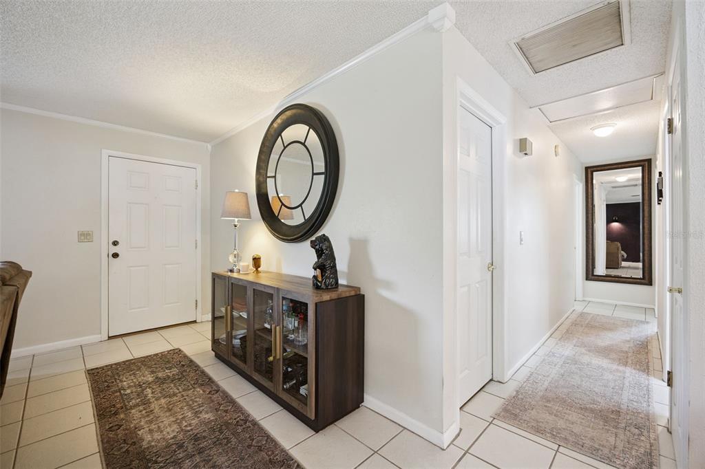 4628 S SHORE ROAD, ORLANDO, FL — photo 4 of 57