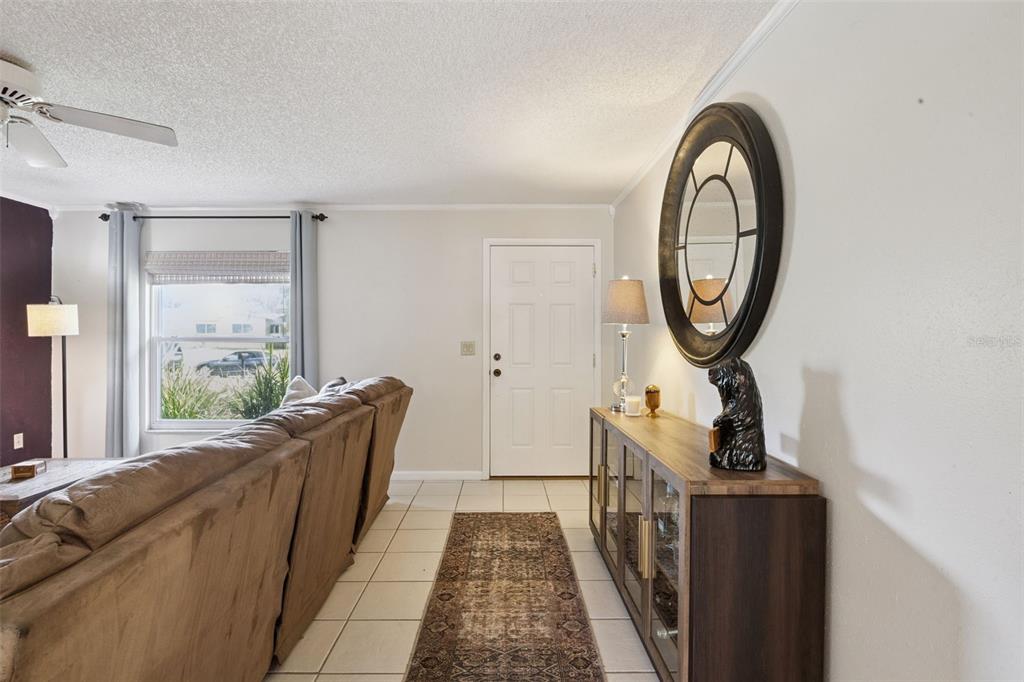 4628 S SHORE ROAD, ORLANDO, FL — photo 5 of 57