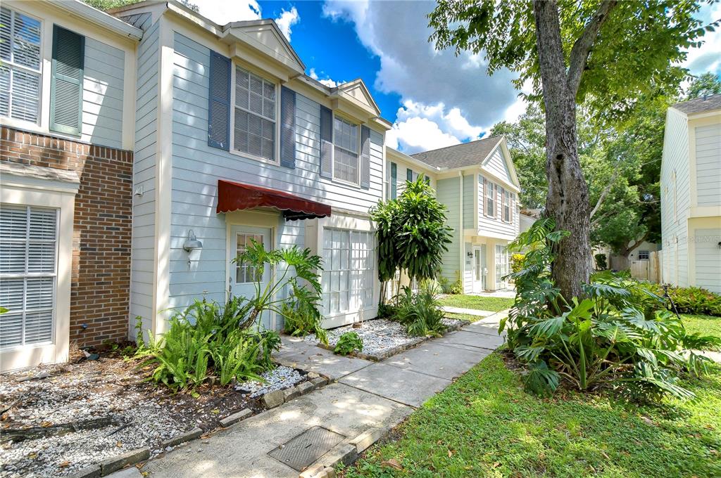 13937 FLETCHERS MILL DRIVE, TAMPA, FL — photo 3 of 30