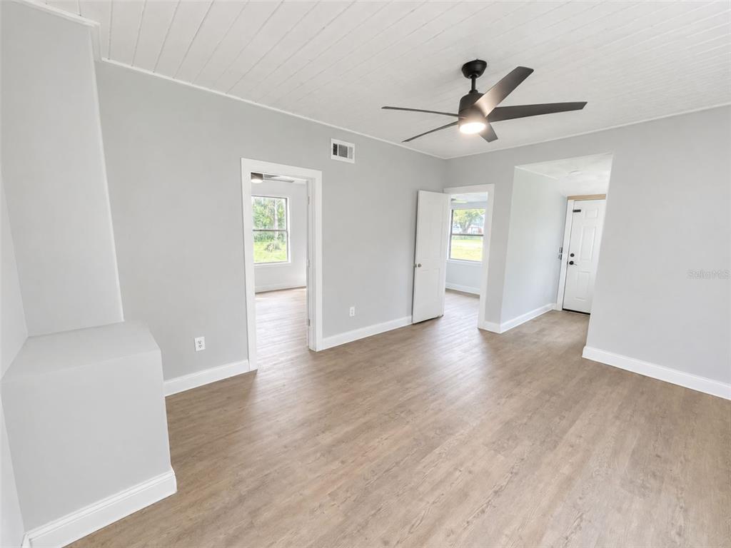 16170 HURBAN STREET, BROOKSVILLE, FL — photo 3 of 16