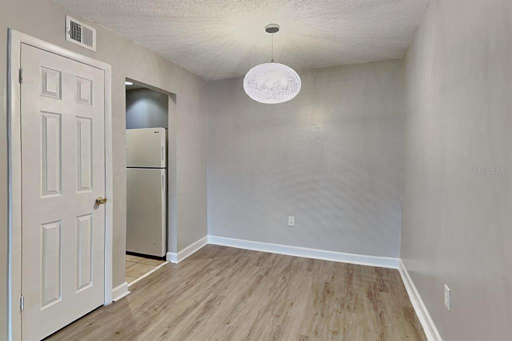 918 LAKE DESTINY ROAD UNIT E, ALTAMONTE SPRINGS, FL — photo 2 of 19