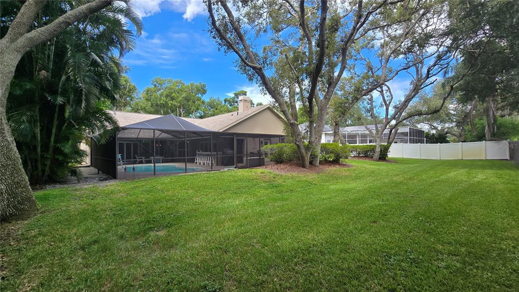 9991 WINDTREE BOULEVARD, SEMINOLE, FL — photo 5 of 30