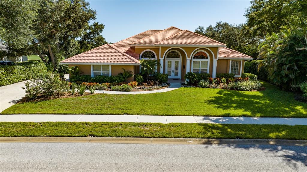8437 EAGLE PRESERVE WAY, SARASOTA, FL — photo 2 of 30