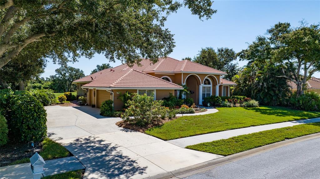 8437 EAGLE PRESERVE WAY, SARASOTA, FL — photo 5 of 30