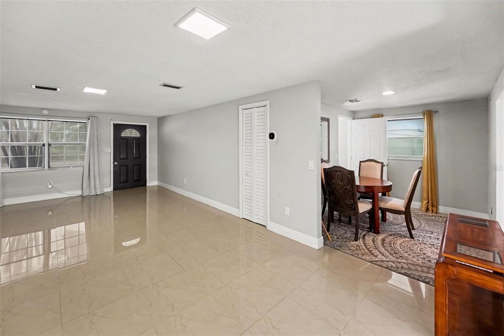 8911 113TH STREET, SEMINOLE, FL — photo 3 of 26