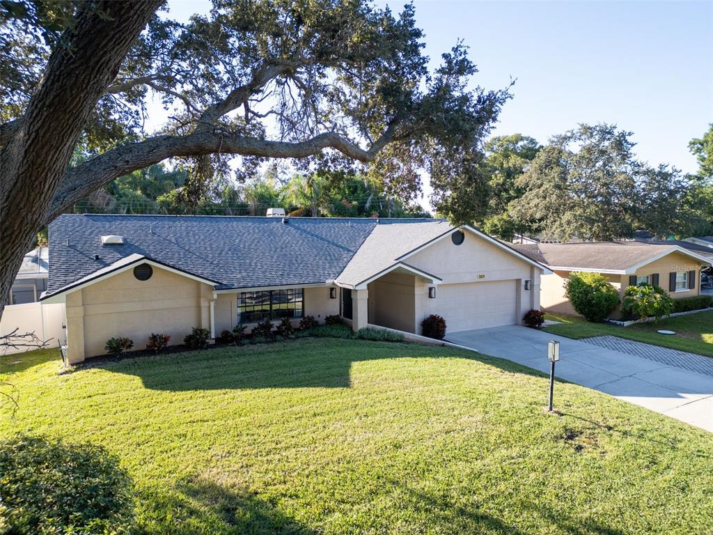 1374 VIEWTOP DRIVE
