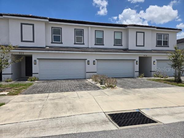 922 CENTAURY DRIVE