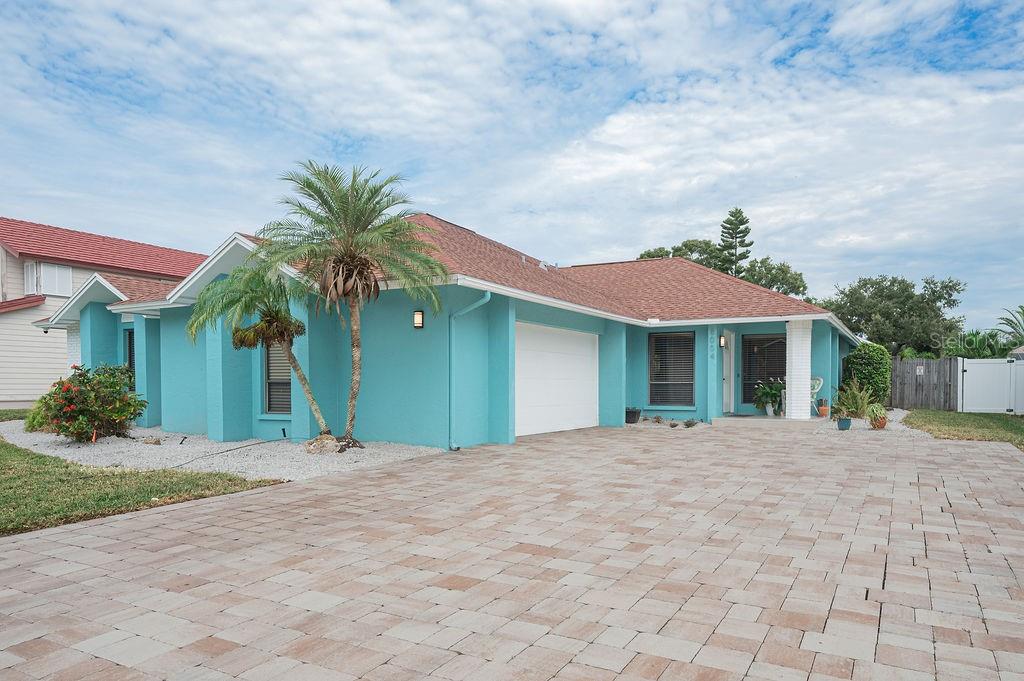8004 NW 11TH AVENUE, BRADENTON, FL — photo 5 of 30