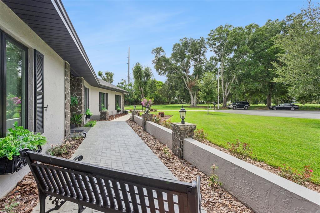 37 LAKE ELOISE LANE, WINTER HAVEN, FL — photo 4 of 38