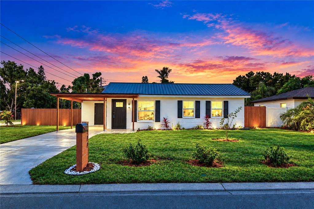 4000 W WALLACE AVENUE, TAMPA, FL — photo 2 of 30