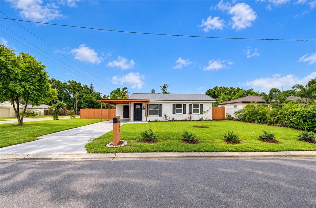 4000 W WALLACE AVENUE, TAMPA, FL — photo 5 of 30