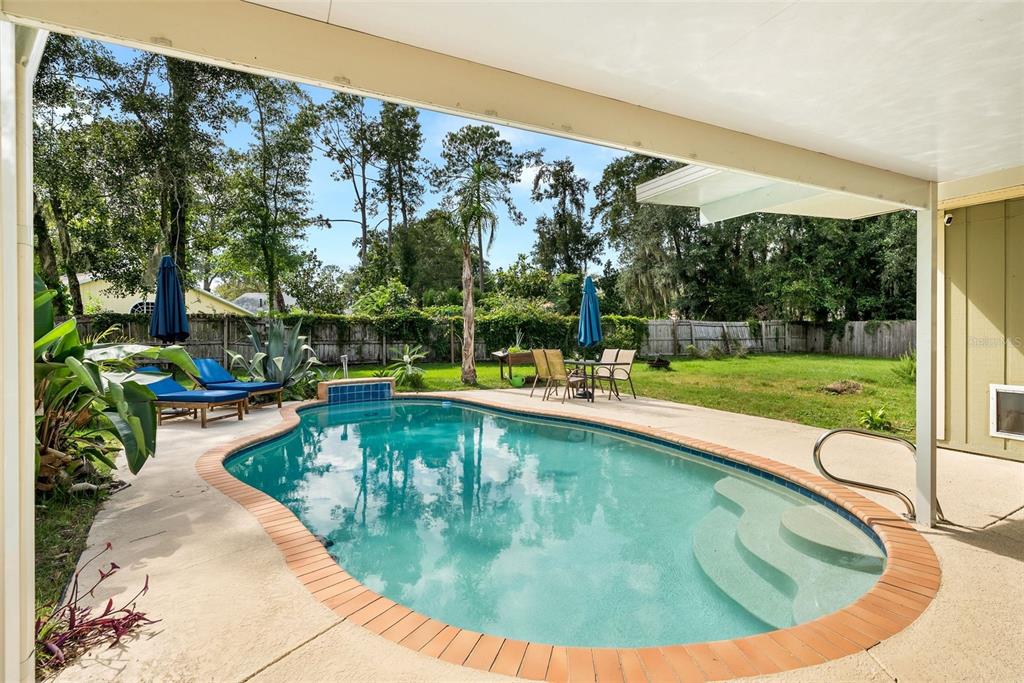 6110 NW 33RD TERRACE, GAINESVILLE, FL — photo 2 of 25