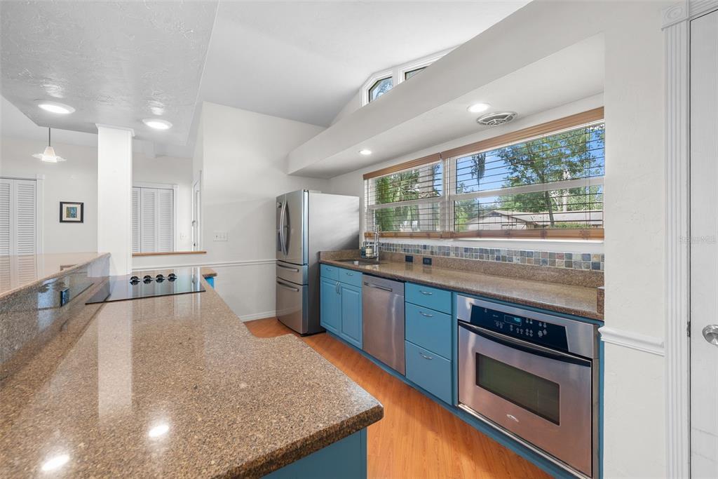 6110 NW 33RD TERRACE, GAINESVILLE, FL — photo 4 of 25