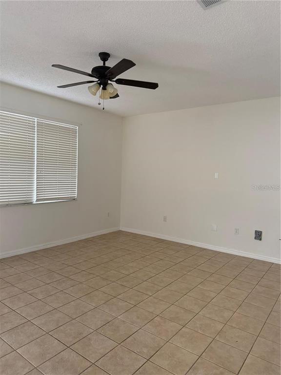 2720 AMANDA KAY WAY, KISSIMMEE, FL — photo 5 of 7