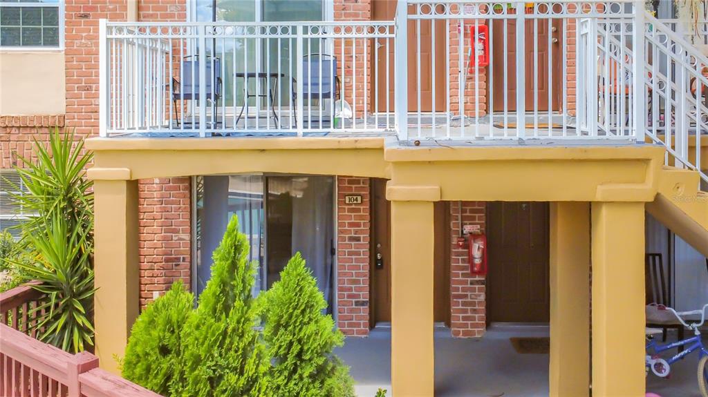 476 BANYON TREE CIRCLE UNIT 104