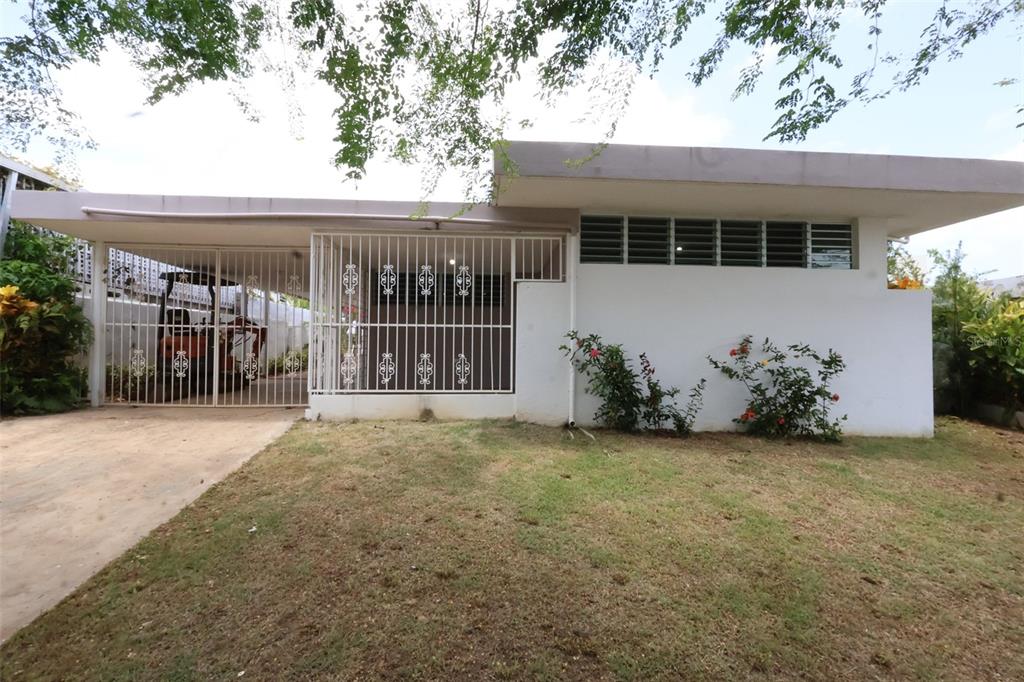 1700 CALLE SAN LORENZO