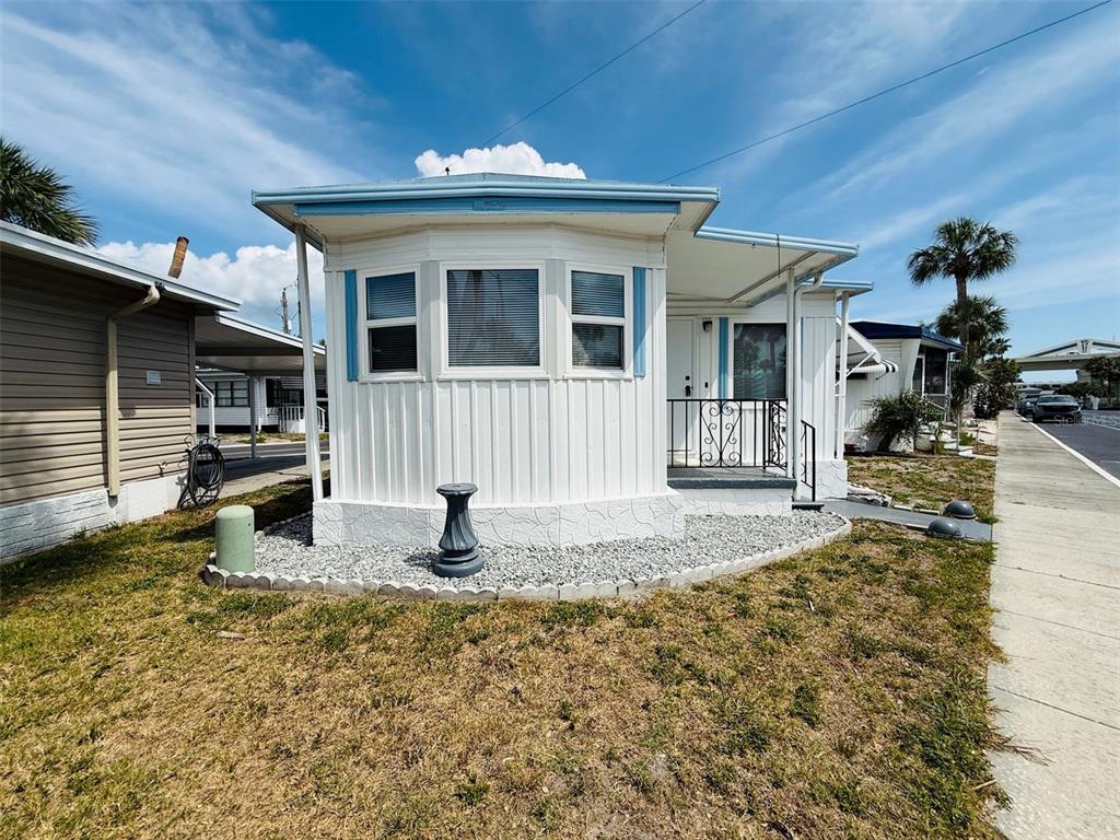 4851 W GANDY BOULEVARD UNIT B7L13