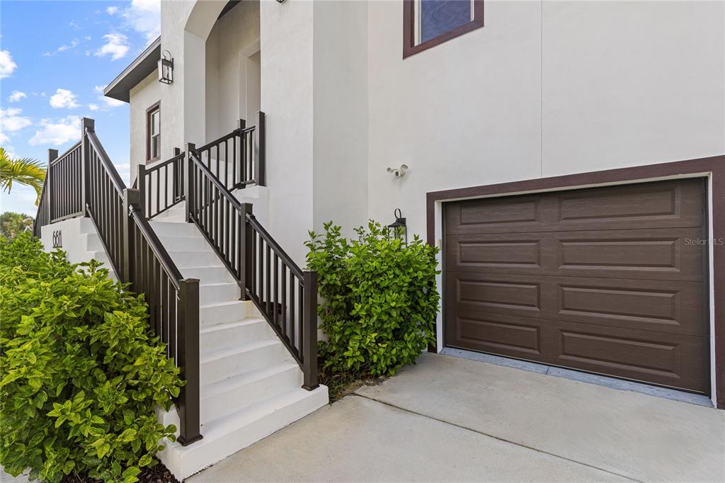 6611 BLUE HERON DRIVE S, ST PETERSBURG, FL — photo 2 of 30