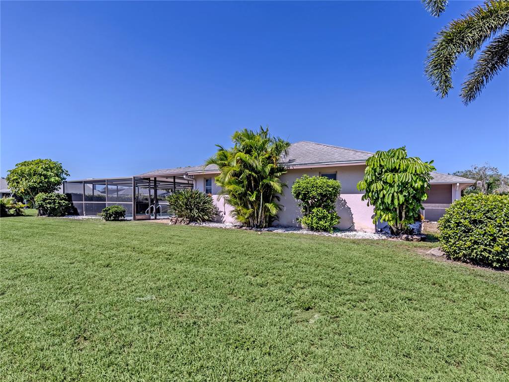 1612 VIKKI COURT, VENICE, FL — photo 2 of 26