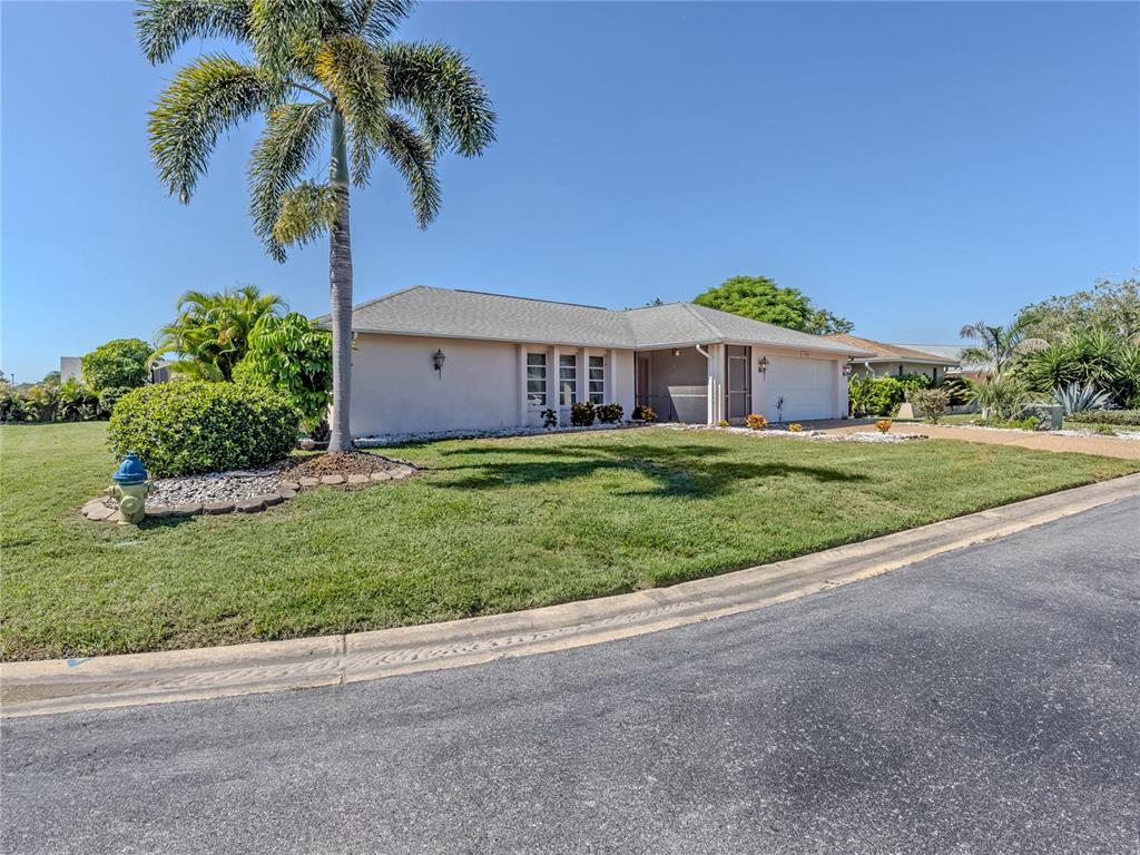 1612 VIKKI COURT, VENICE, FL — photo 3 of 26
