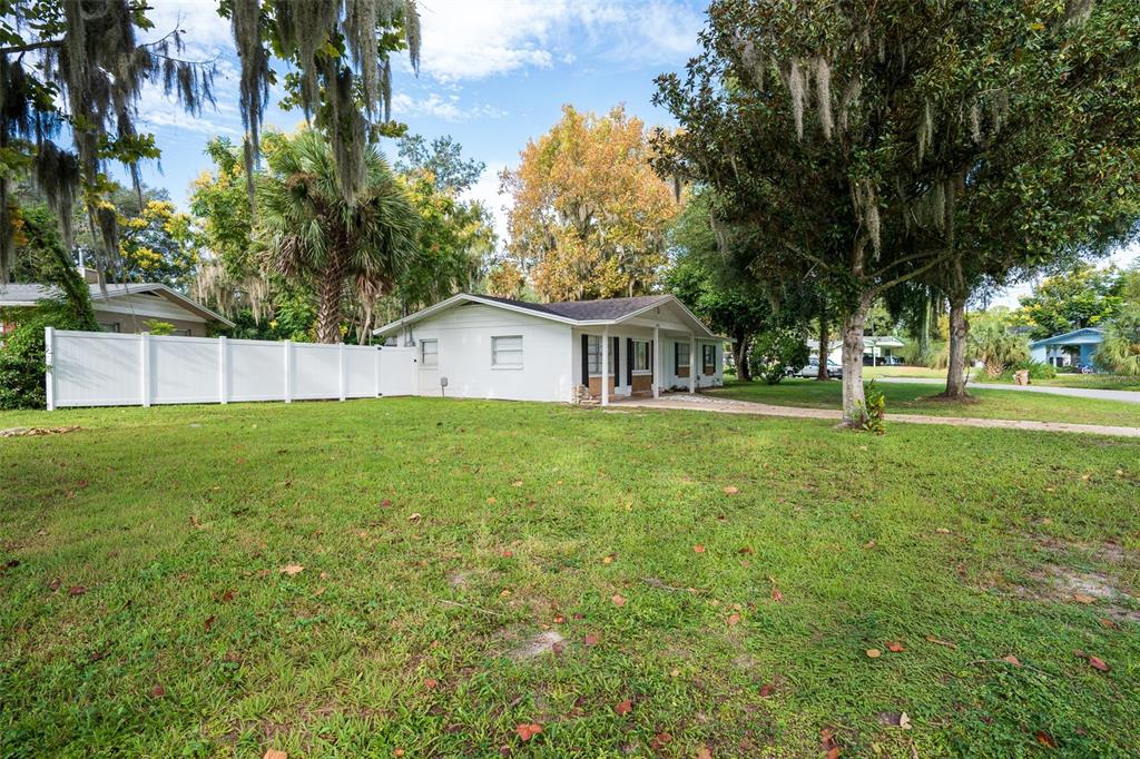 6808 FERN CIRCLE, LEESBURG, FL — photo 3 of 30