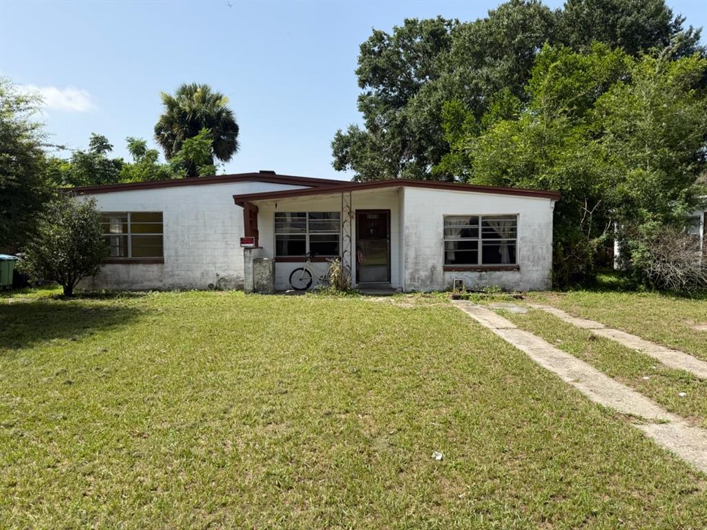 1416 BORDER DRIVE